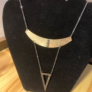 Metal plate triangle necklace